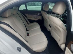 
MERCEDES-BENZ E 300 4MATIC, 2017 (2016) full									