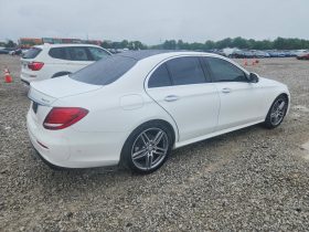 MERCEDES-BENZ E 300 4MATIC, 2017 (2016)