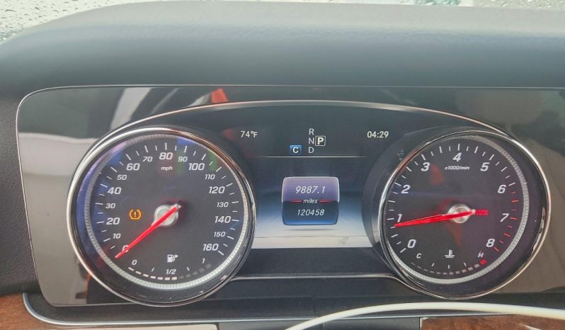 
MERCEDES-BENZ E 300 4MATIC, 2017 (2016) full									