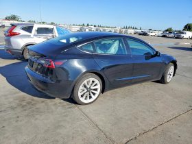 TESLA MODEL 3 RWD, 2022