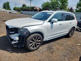 VOLVO XC90 T6 MOMENTUM, 2019
