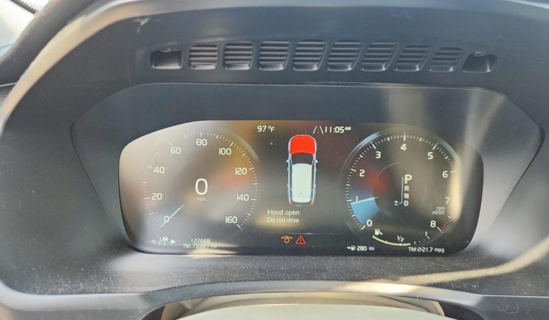 
VOLVO XC90 T6 MOMENTUM, 2019 full									