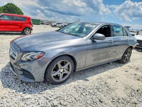 MERCEDES-BENZ E 300 4MATIC, 2017 (2016)