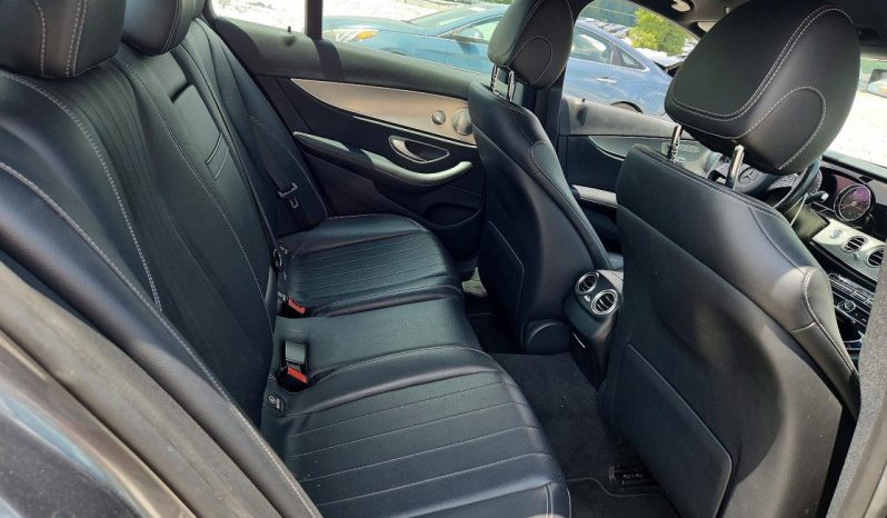 
MERCEDES-BENZ E 300 4MATIC, 2017 (2016) full									