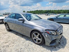 MERCEDES-BENZ E 300 4MATIC, 2017 (2016)