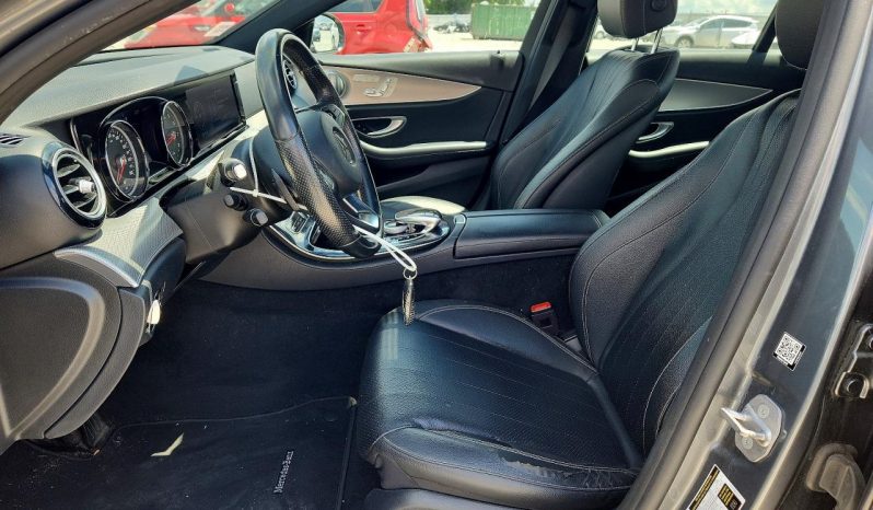 
MERCEDES-BENZ E 300 4MATIC, 2017 (2016) full									