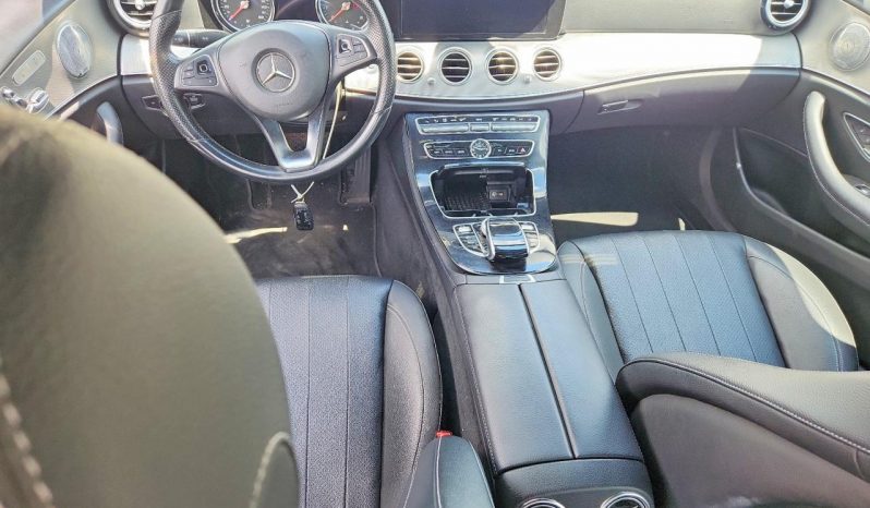 
MERCEDES-BENZ E 300 4MATIC, 2017 (2016) full									