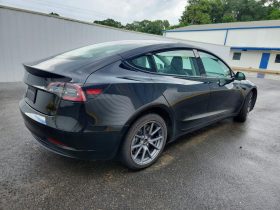 TESLA MODEL 3 RWD, 2022