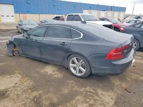 VOLVO S90 T5 MOMENTUM, 2018 (2017)