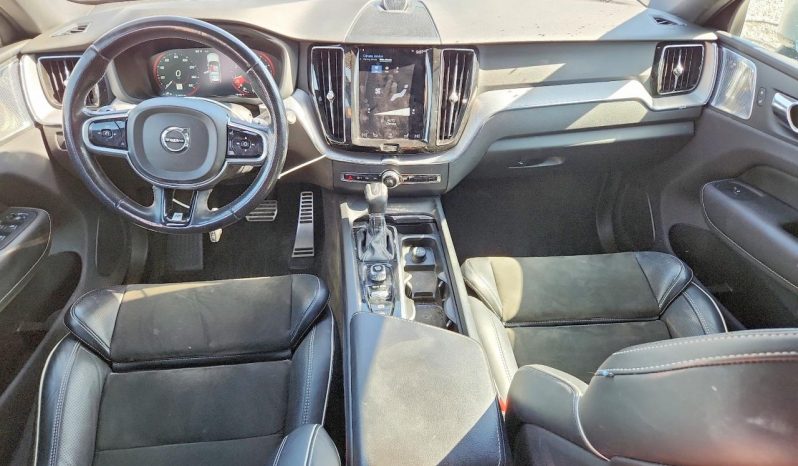 
VOLVO XC60 T6 R-DESIGN, 2018 full									