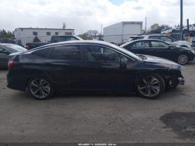 HONDA CLARITY PLUG-IN HYBRID TOURING, 2018