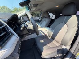 
TOYOTA CAMRY LE, 2019 (2018) full									