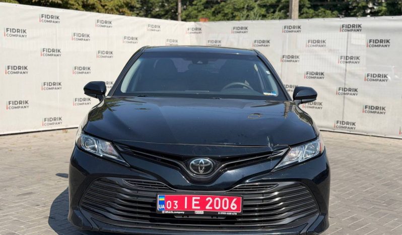 
TOYOTA CAMRY LE, 2019 (2018) full									