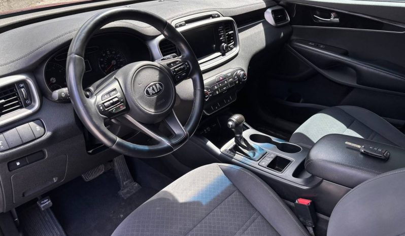 
KIA SORENTO LX, 2018 (2017) full									