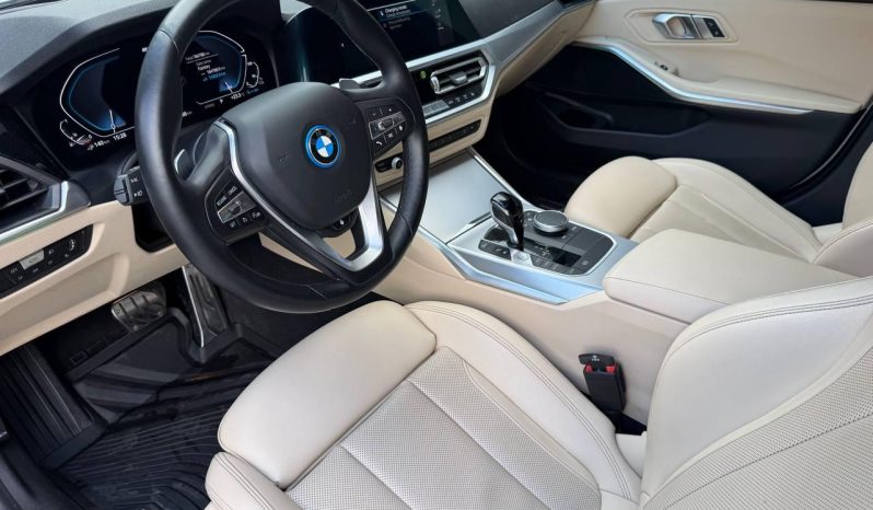 
BMW 3 SERIES 330XE, 2022 full									