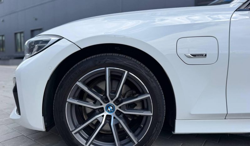 
BMW 3 SERIES 330XE, 2022 full									