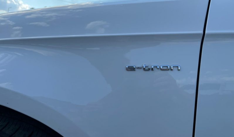 
AUDI A3 E-TRON PREMIUM, 2016 full									
