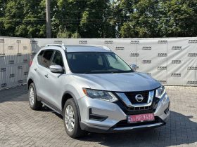 NISSAN ROGUE SV, 2017 (2016)