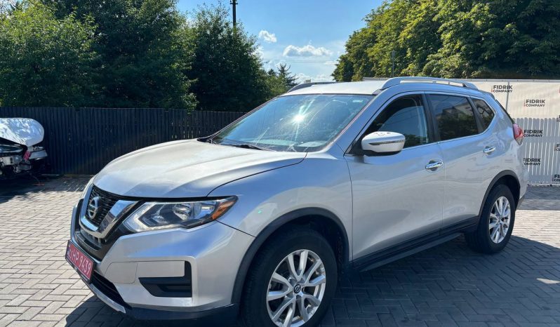 
NISSAN ROGUE SV, 2017 (2016) full									