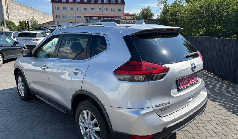 
NISSAN ROGUE SV, 2017 (2016) full									