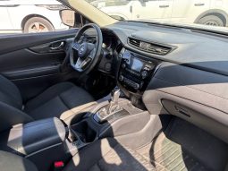 
NISSAN ROGUE SV, 2017 (2016) full									