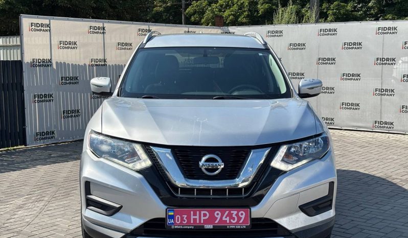 
NISSAN ROGUE SV, 2017 (2016) full									