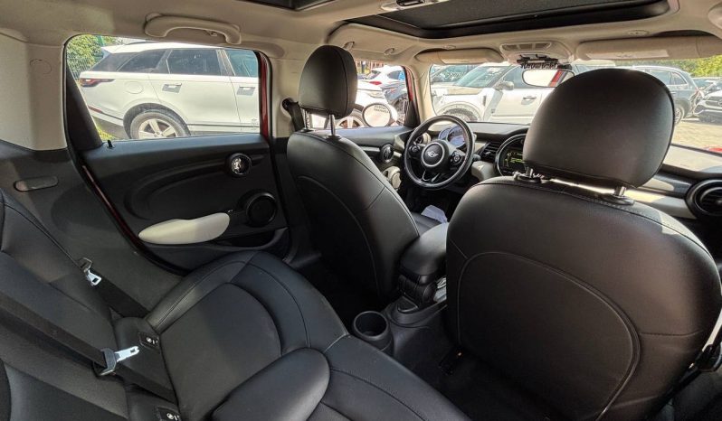 
MINI COOPER, 2018 (2017) full									