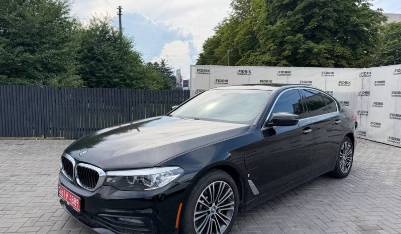
BMW 530E, 2018 full									
