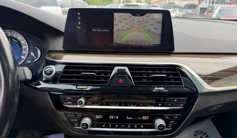 
BMW 530E, 2018 full									