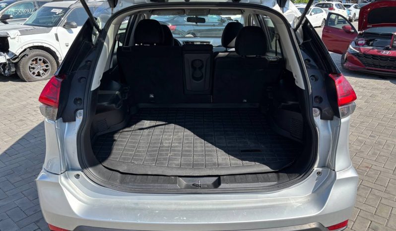 
NISSAN ROGUE SV, 2017 (2016) full									