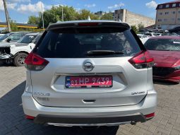NISSAN ROGUE SV, 2017 (2016)