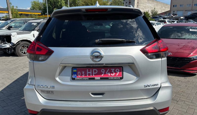 
NISSAN ROGUE SV, 2017 (2016) full									