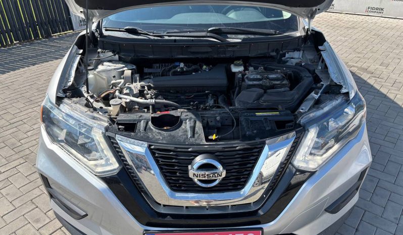 
NISSAN ROGUE SV, 2017 (2016) full									
