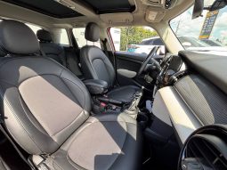 
MINI COOPER, 2018 (2017) full									