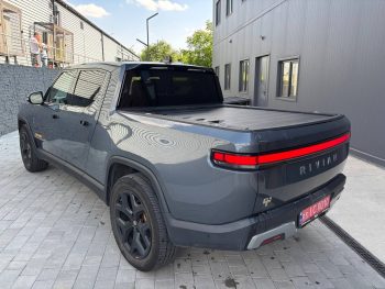 RIVIAN R1T LAUNCH EDITION, 2022