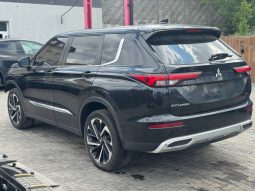 MITSUBISHI OUTLANDER SE, 2022