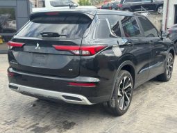 MITSUBISHI OUTLANDER SE, 2022