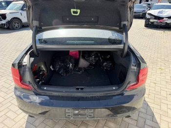 VOLVO S90 T5 MOMENTUM, 2017 (2016)