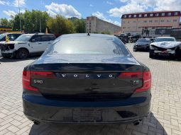 VOLVO S90 T5 MOMENTUM, 2017 (2016)