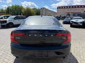 VOLVO S90 T5 MOMENTUM, 2017 (2016)