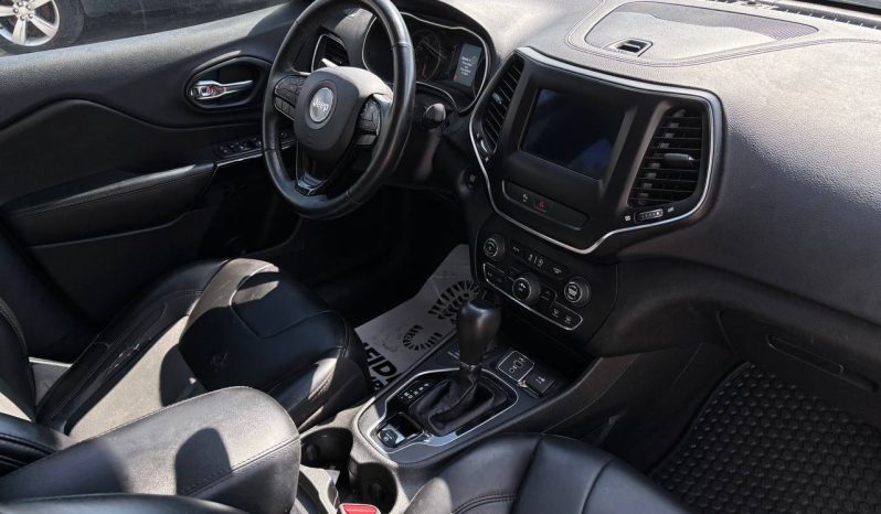 
JEEP CHEROKEE LATITUDE PLUS, 2019 full									