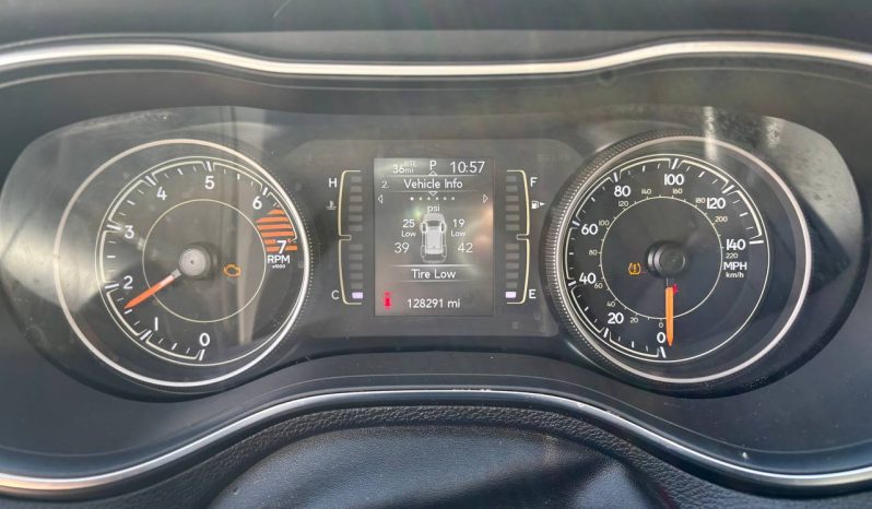 
JEEP CHEROKEE LATITUDE PLUS, 2019 full									
