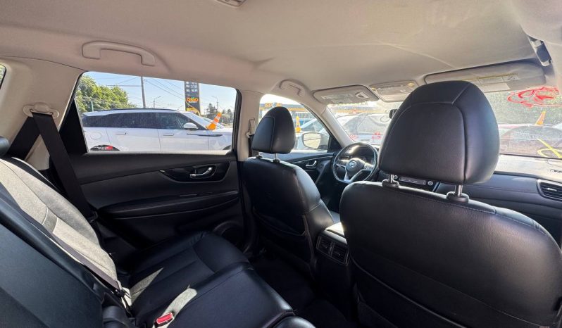 
NISSAN ROGUE SL, 2017 full									