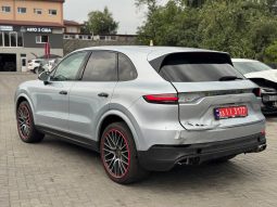 
PORSCHE CAYENNE, 2019 (2018) full									