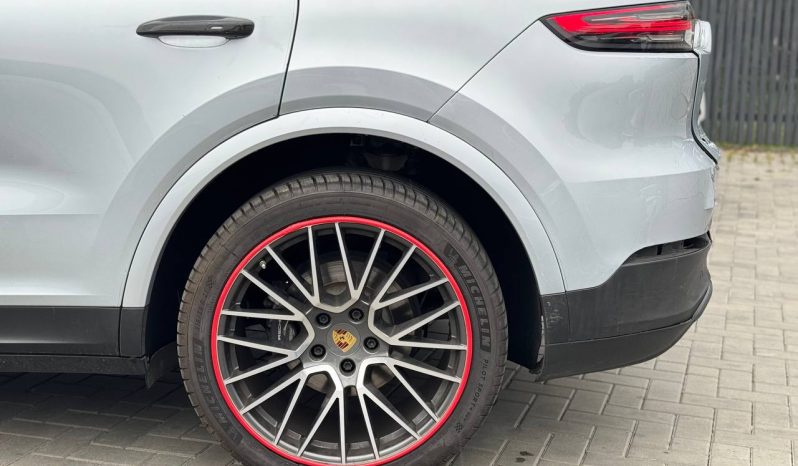 
PORSCHE CAYENNE, 2019 (2018) full									