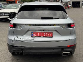 PORSCHE CAYENNE, 2019 (2018)