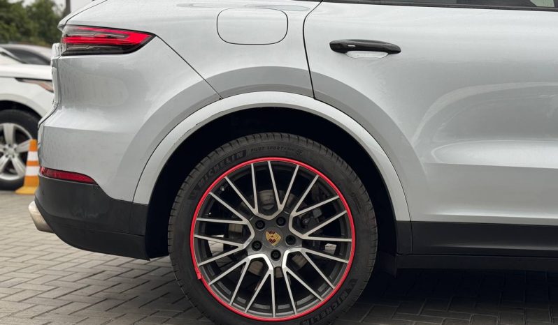 
PORSCHE CAYENNE, 2019 (2018) full									