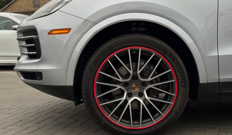 
PORSCHE CAYENNE, 2019 (2018) full									
