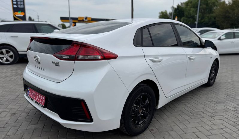 
HYUNDAI IONIQ HYBRID BLUE, 2017 full									
