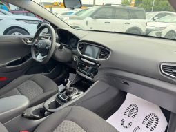 
HYUNDAI IONIQ HYBRID BLUE, 2017 full									